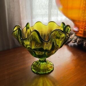 Vtg L.E. Smith Simplicity Green